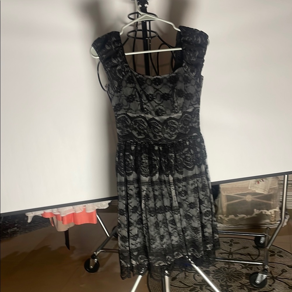 Elegant Black Lace Dress